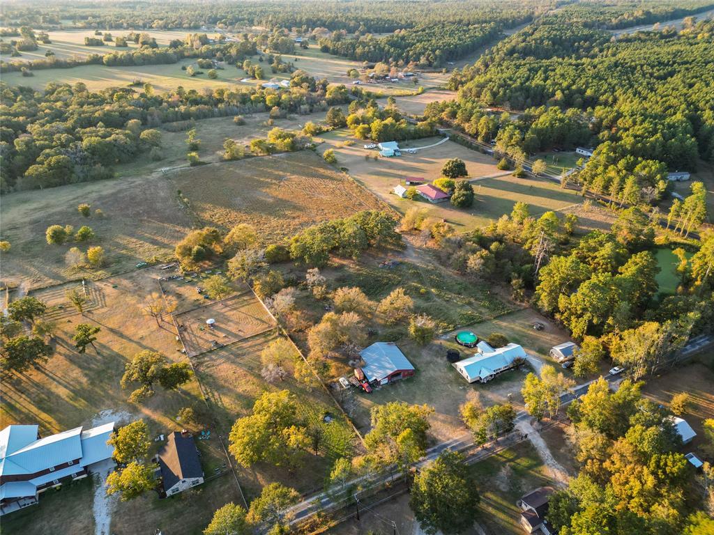 14 Louis Voan Road, Huntsville, Texas image 29