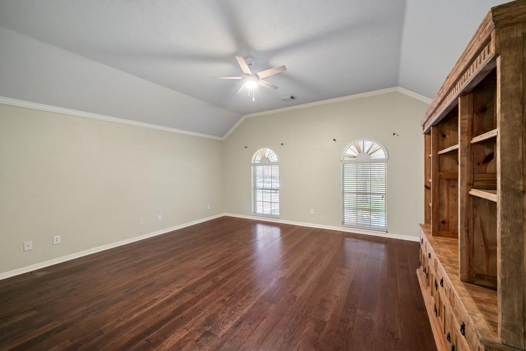 308 Clear Creek Meadows Drive, League City, Texas image 14