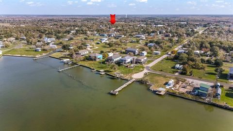 A home in Anahuac