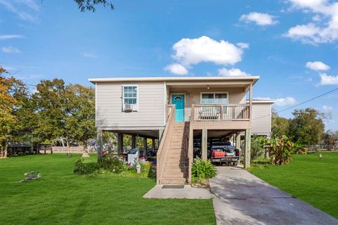 A home in Anahuac