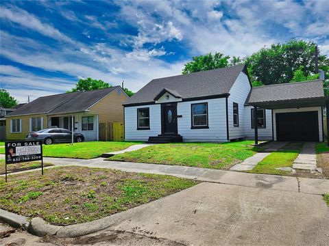 Single Family Residence in Houston TX 7424 Azalea Street.jpg