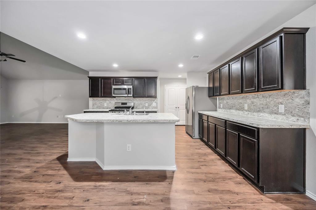 5627 Rainflower Terrace Lane, Spring, Texas image 7