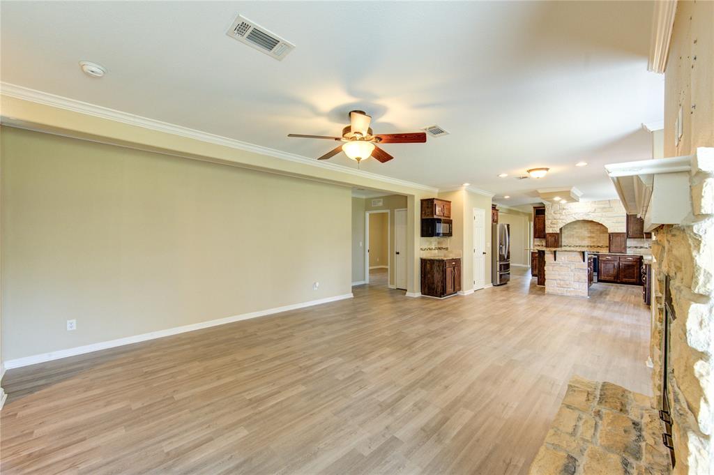 10031 N Walker Lane, Beach City, Texas image 31
