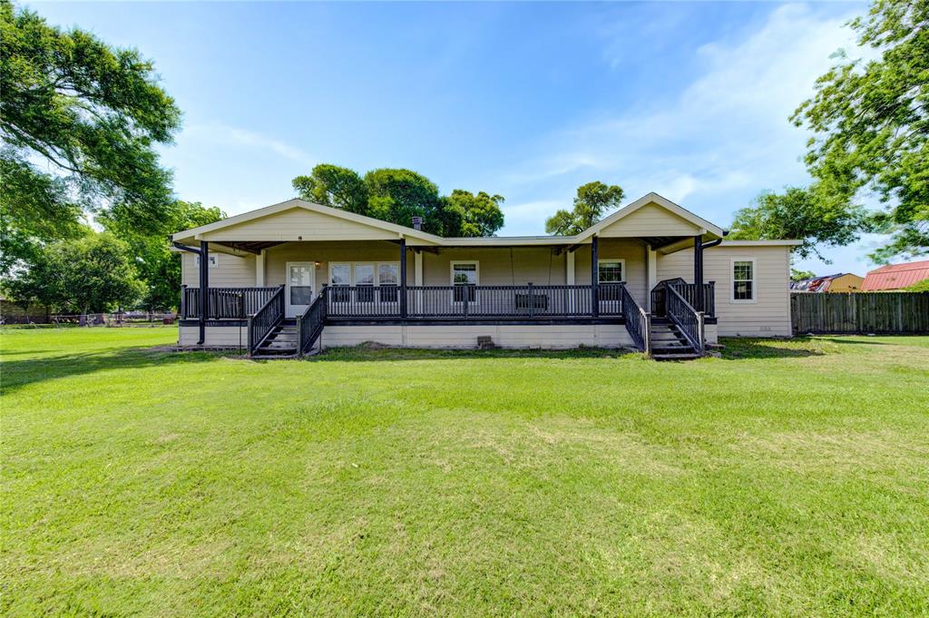 10031 N Walker Lane, Beach City, Texas image 7