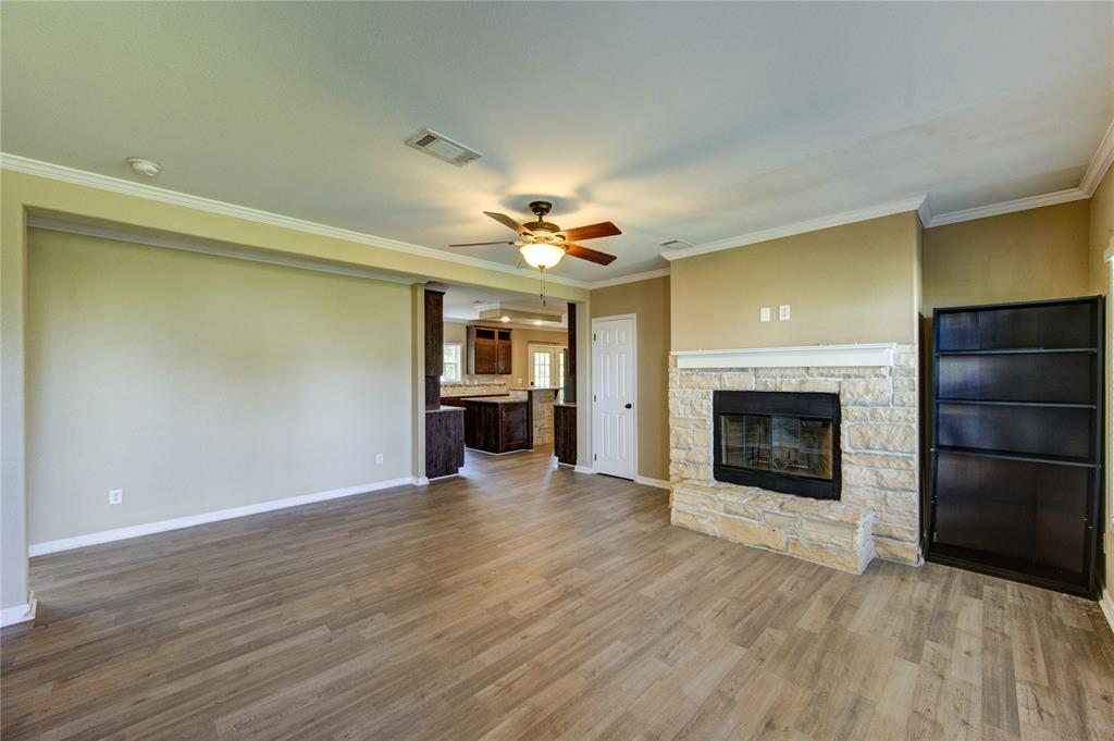 10031 N Walker Lane, Beach City, Texas image 25
