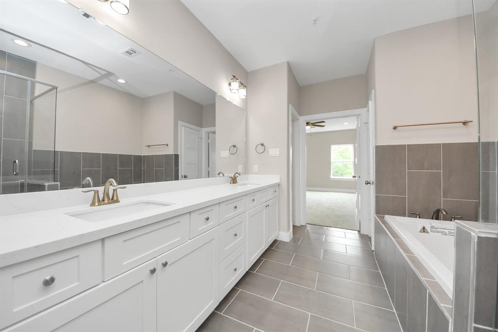 3913 Griggs Road, Houston, Texas image 14