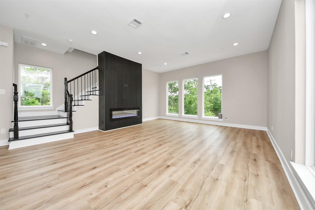 3913 Griggs Road, Houston, Texas image 28