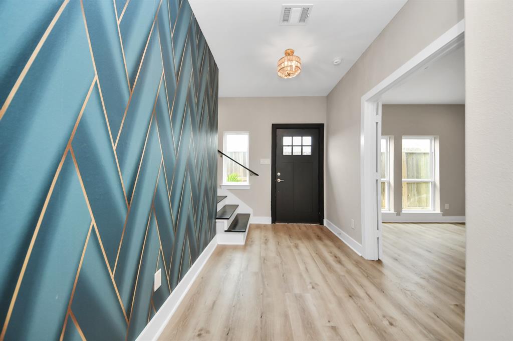 3913 Griggs Road, Houston, Texas image 4