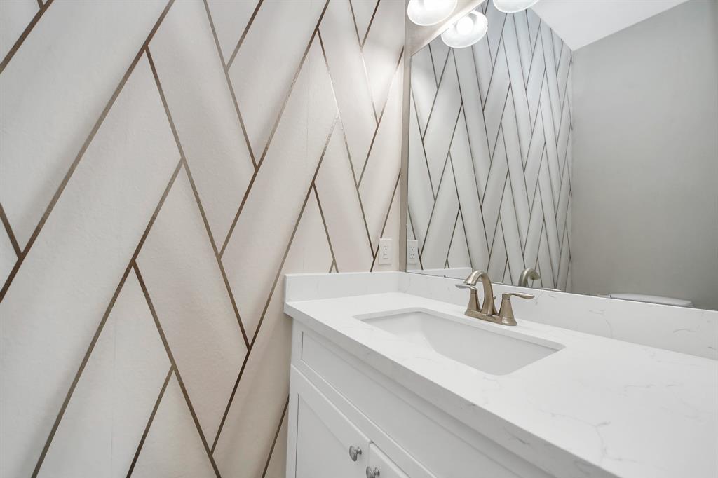 3913 Griggs Road, Houston, Texas image 25