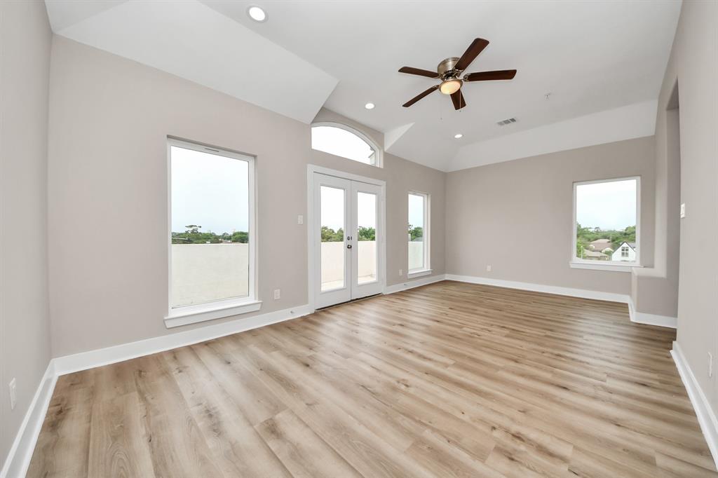 3913 Griggs Road, Houston, Texas image 21