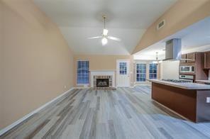 143 W Village Knoll Circle