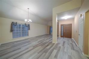 143 W Village Knoll Circle