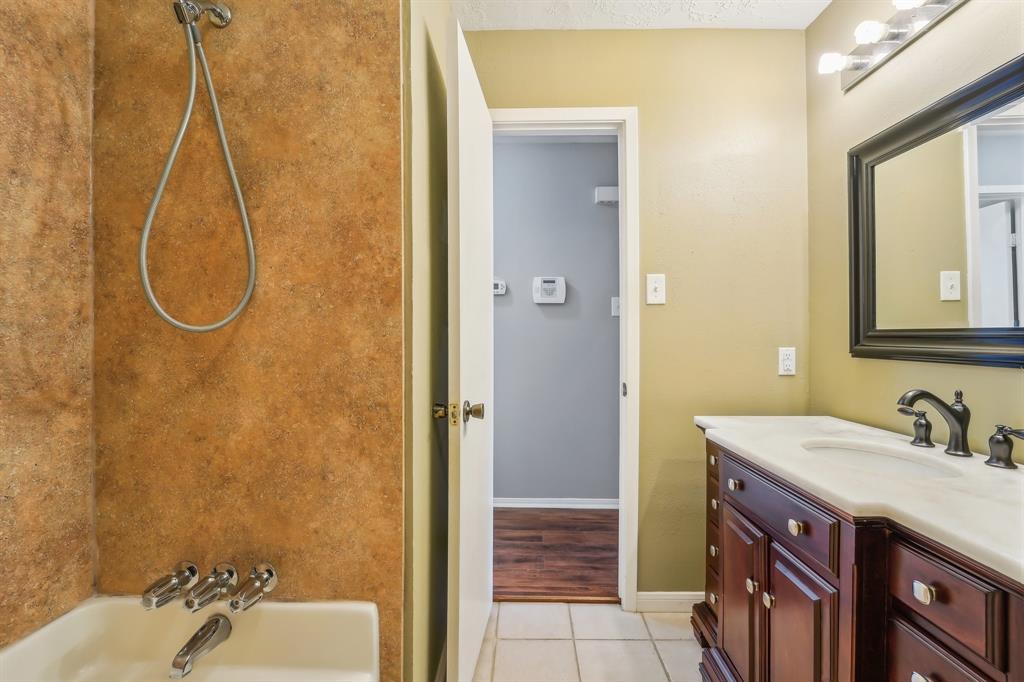 4814 Rivertree Lane, Spring, Texas image 17