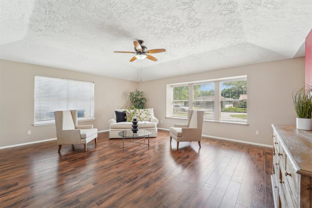 4814 Rivertree Lane, Spring, Texas image 3