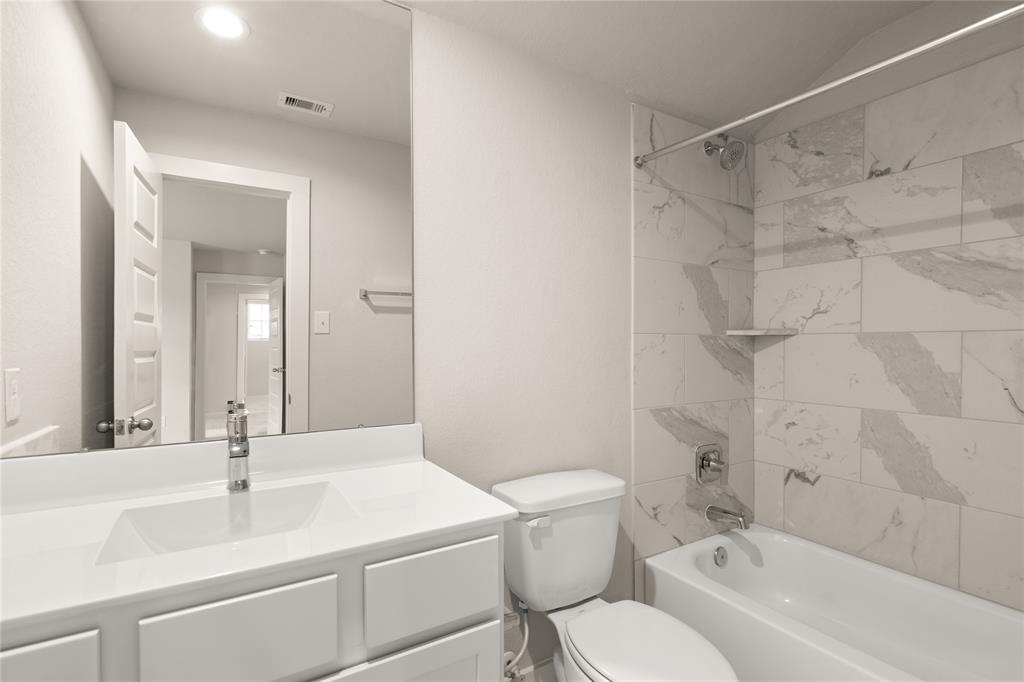 2803 Solitude Pine Lane, Katy, Texas image 15