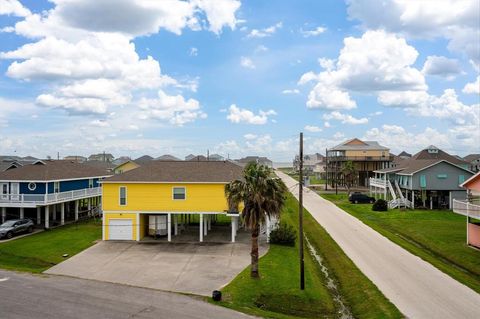 A home in Crystal Beach