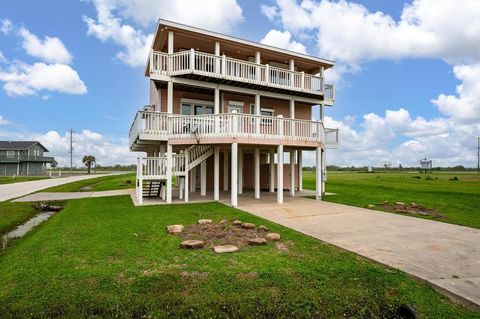 A home in Crystal Beach