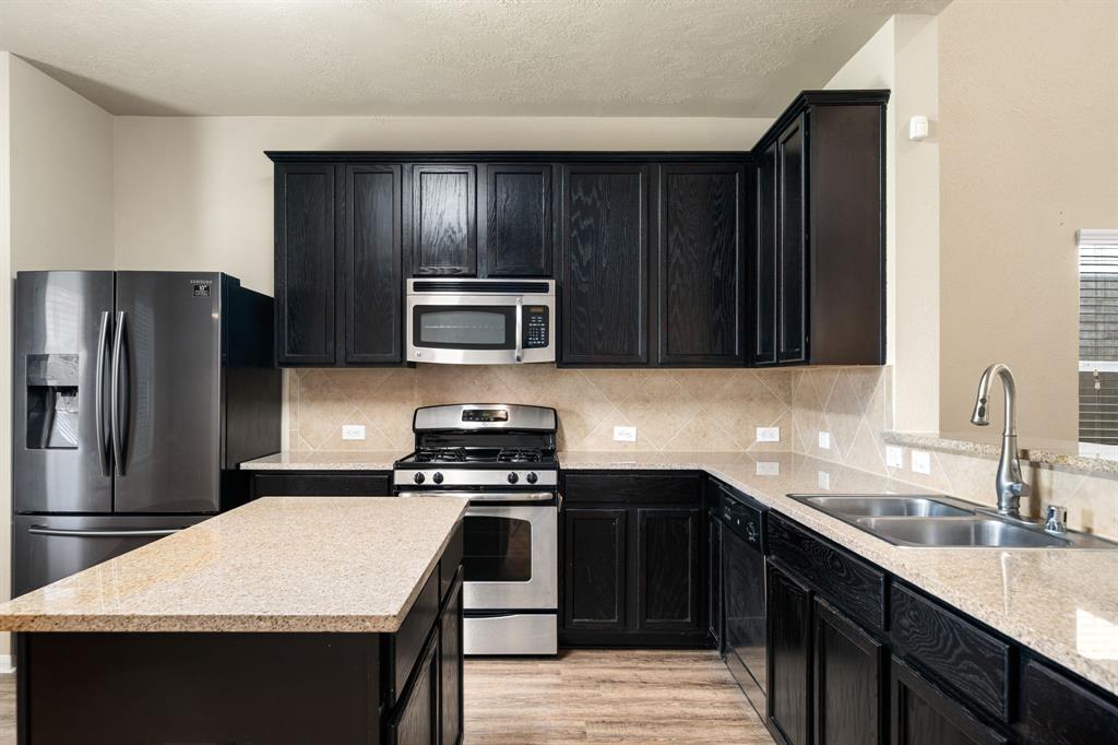 41 Blisten Spring Drive, Manvel, Texas image 11