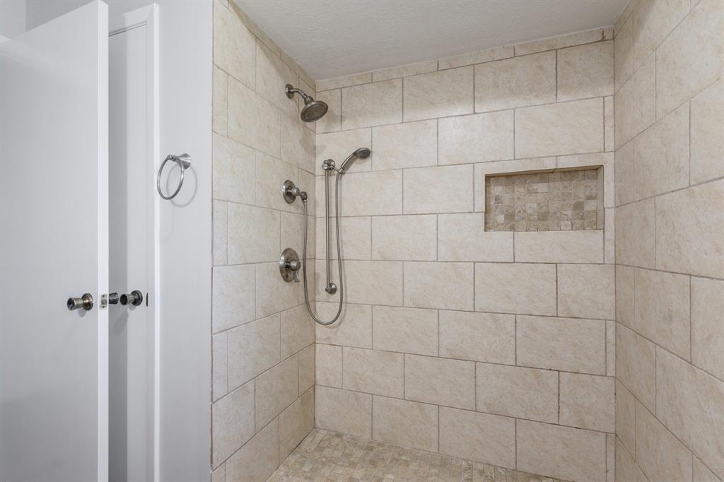 4315 Stallion Brook Lane, Spring, Texas image 29