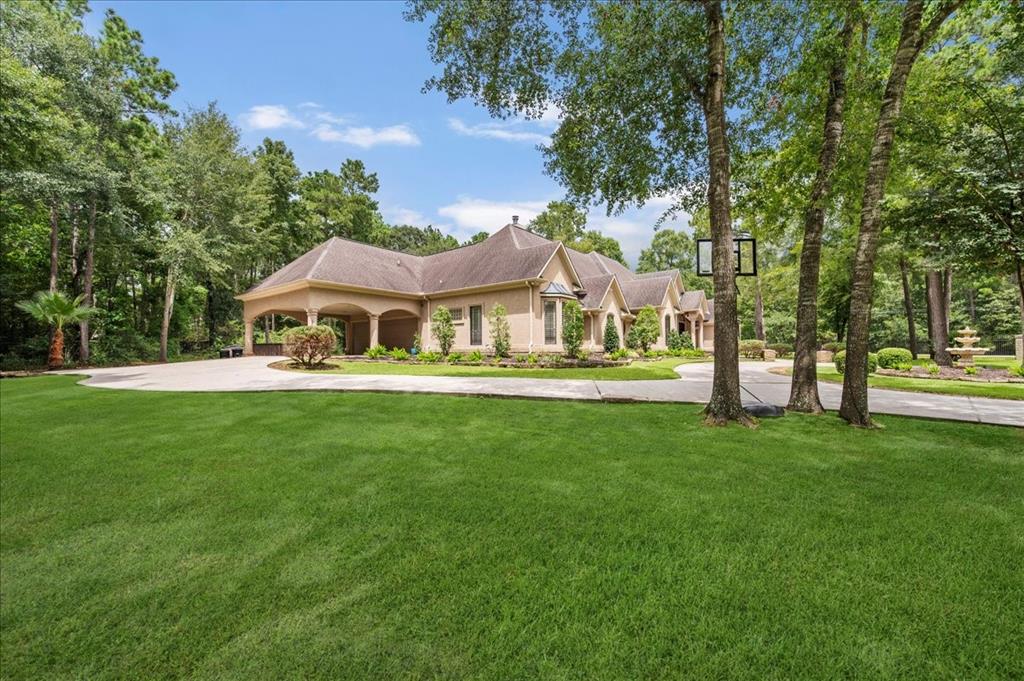 Photo 7 of 44 of 9819 Crestwater Circle house