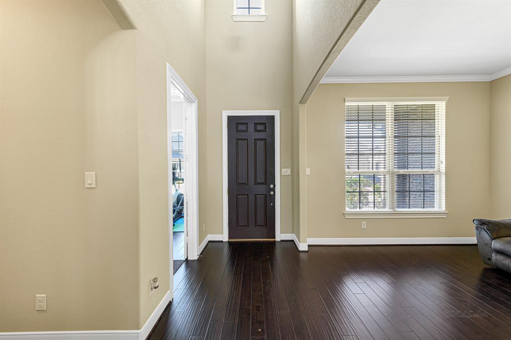 28106 Middlewater View Lane