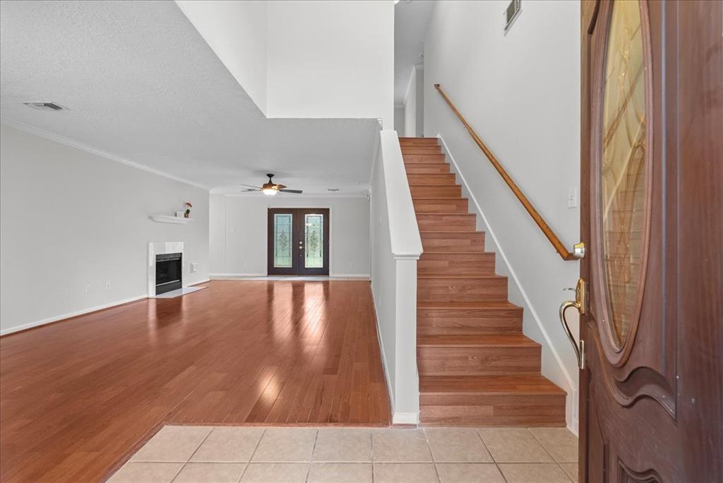 1726 Kemah Oaks Drive