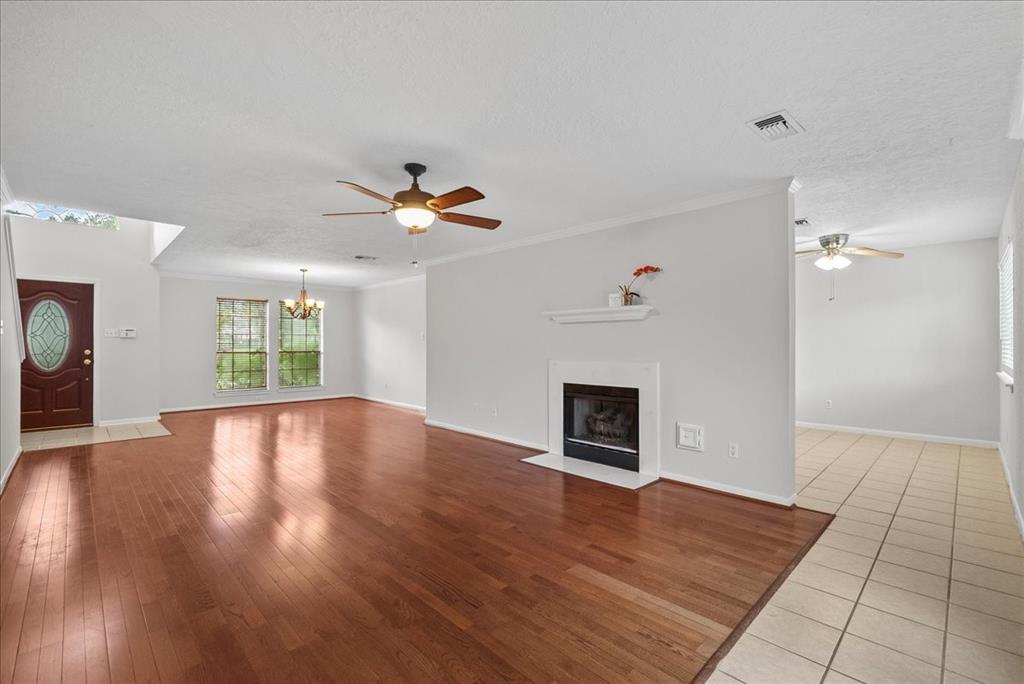 1726 Kemah Oaks Drive