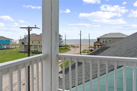 A home in Crystal Beach