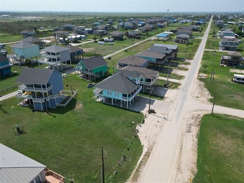 A home in Crystal Beach