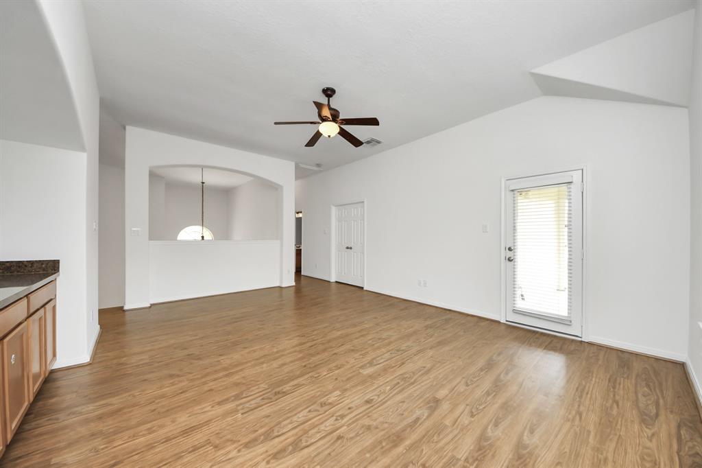 13012 Wedgewater Lane, Pearland, Texas image 38