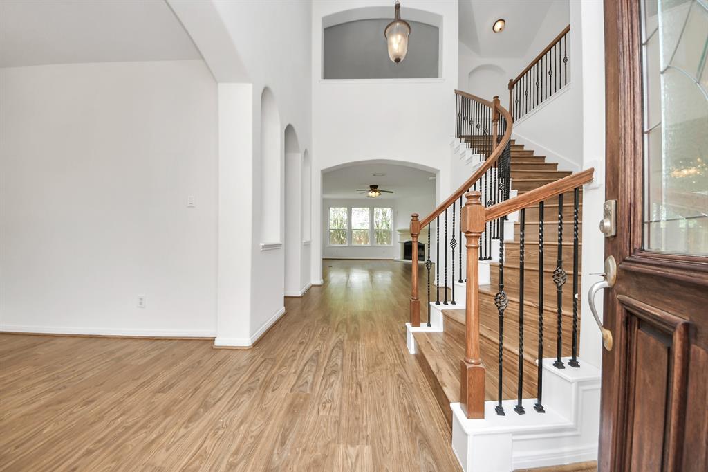 13012 Wedgewater Lane, Pearland, Texas image 4