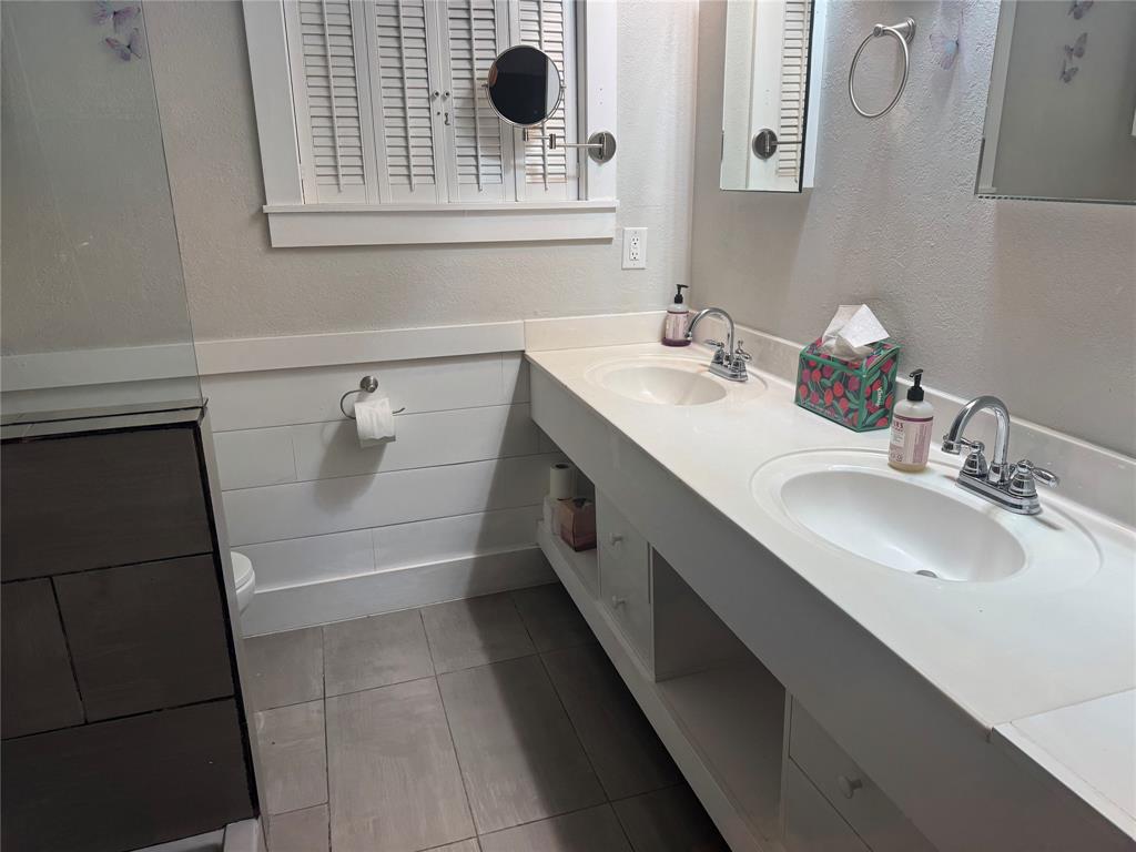 3010 Maple Knoll Drive, Kingwood, Texas image 21