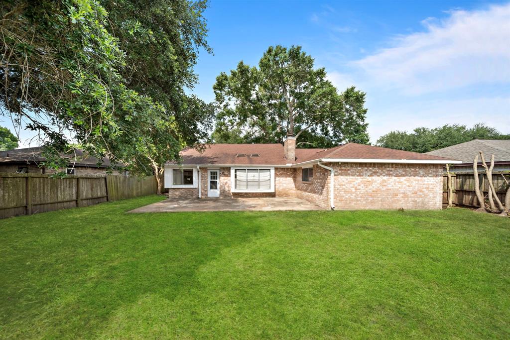 1639 Castle Creek Drive, Missouri City, Texas image 22