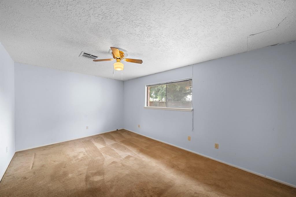 1639 Castle Creek Drive, Missouri City, Texas image 16