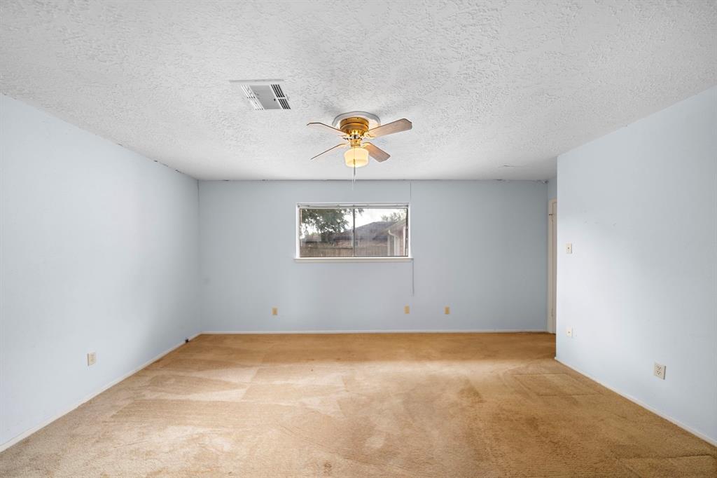 1639 Castle Creek Drive, Missouri City, Texas image 15