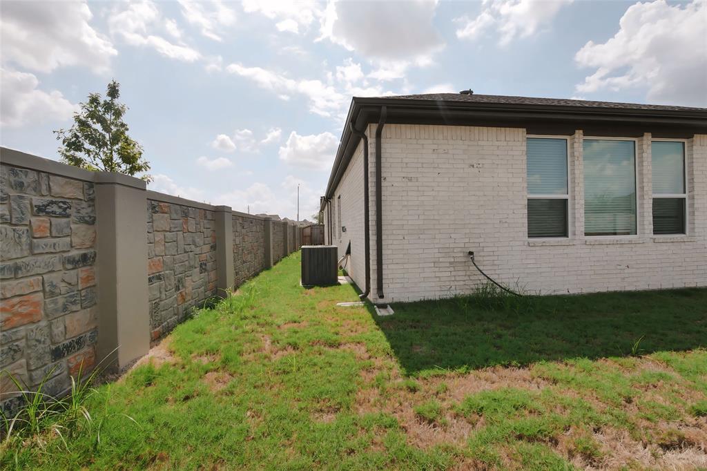 30702 Green Acres Court, Fulshear, Texas image 33