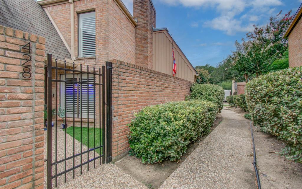 428 E Fair Harbor Lane