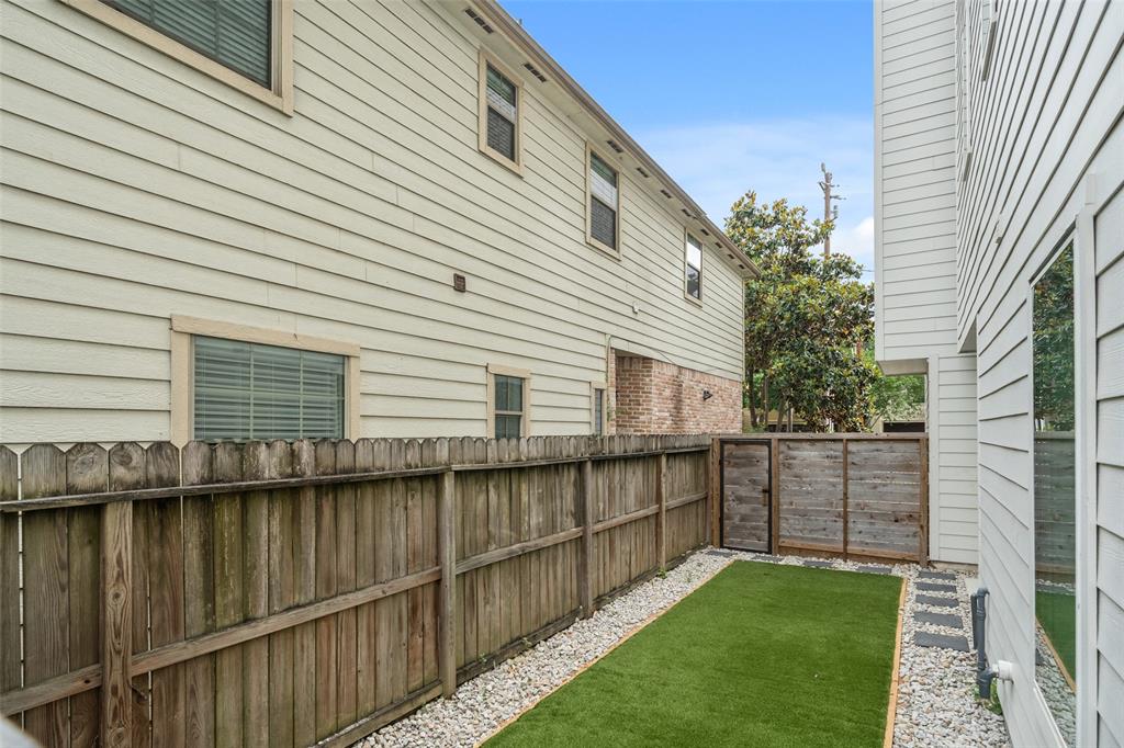 1005 Kern Street #B, Houston, Texas image 24