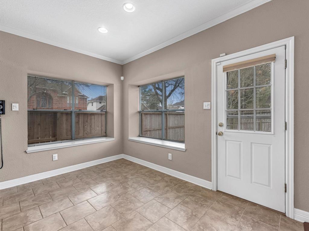 2726 Pirates Gold Circle, Friendswood, Texas image 7