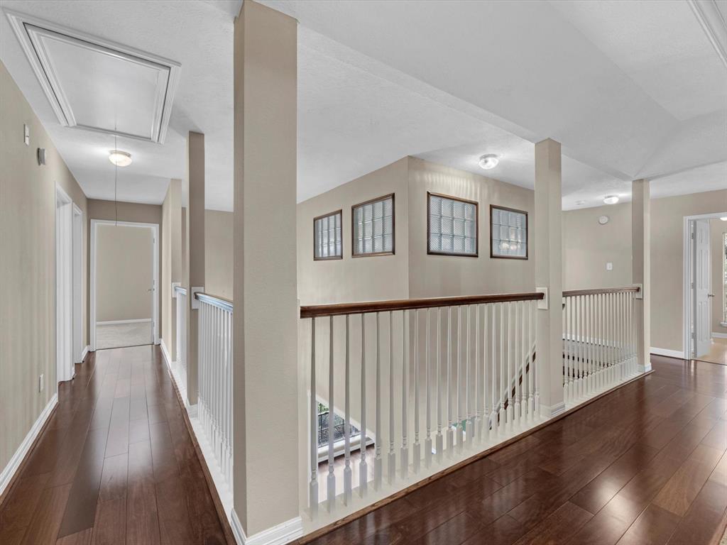 2726 Pirates Gold Circle, Friendswood, Texas image 15