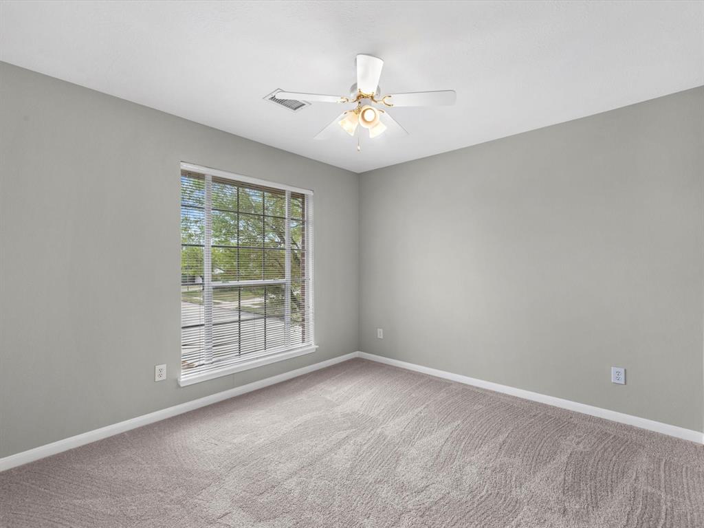 2726 Pirates Gold Circle, Friendswood, Texas image 21