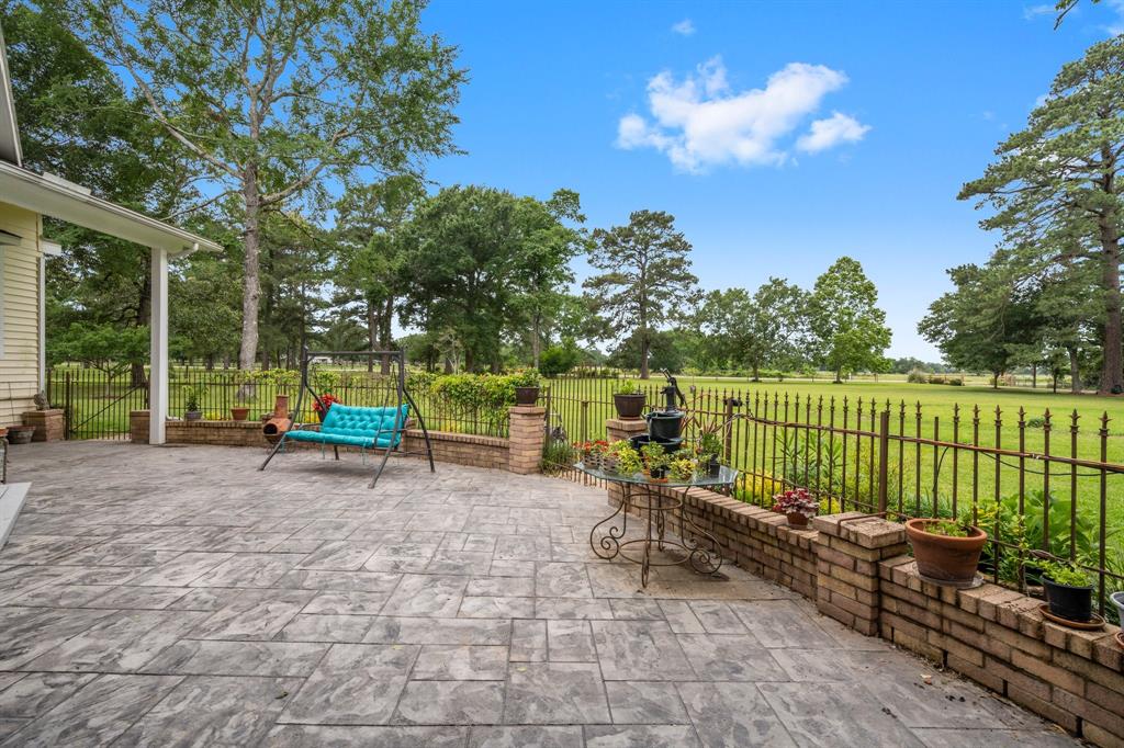 2400 Bowler Road, Waller, Texas image 2