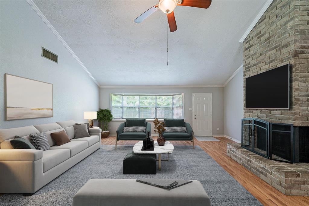 516 Aweigh Drive, Crosby, Texas image 3