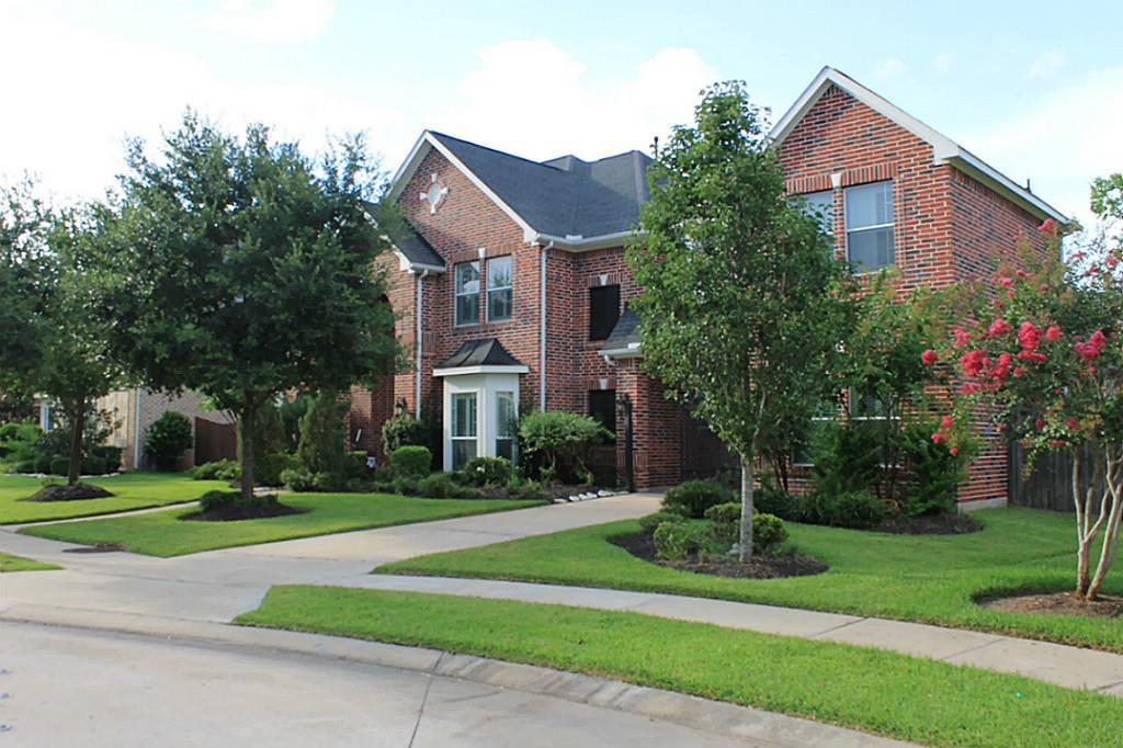 8807 Stowe Creek Lane, Missouri City, Texas image 2