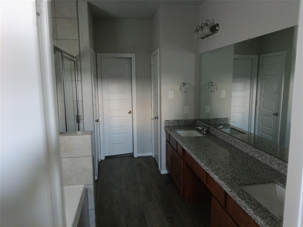 3619 Dry Creek Drive, Missouri City, Texas image 11