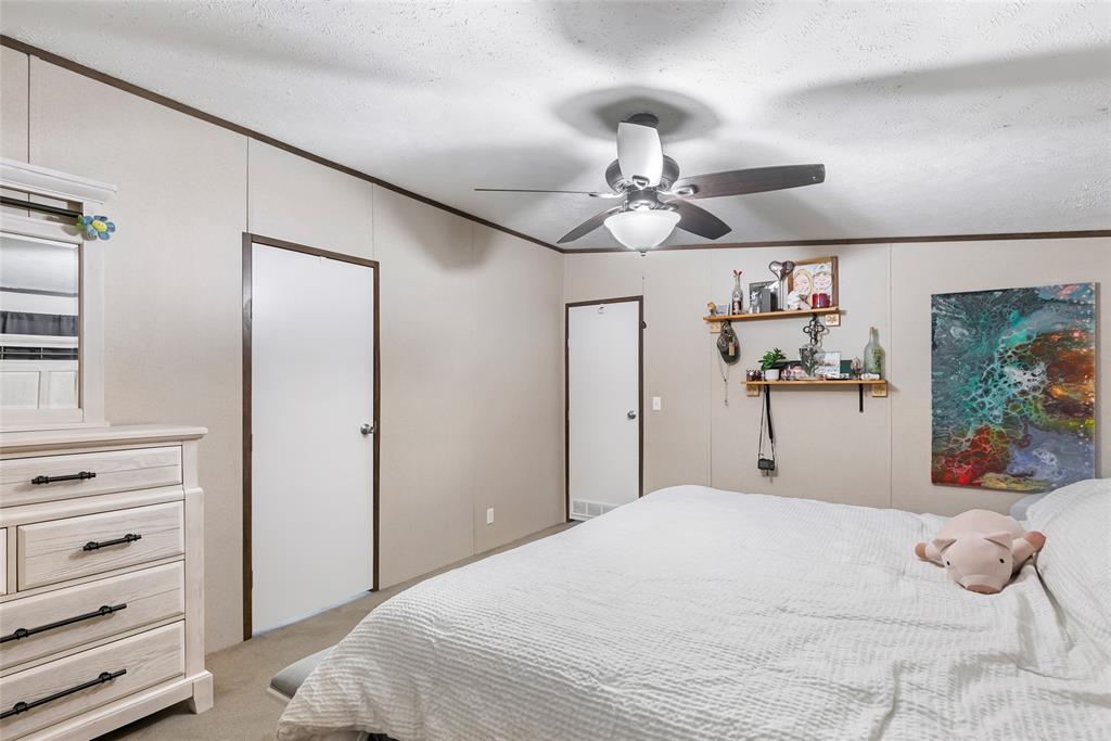 2213 Iron Ore Drive, Huffman, Texas image 13