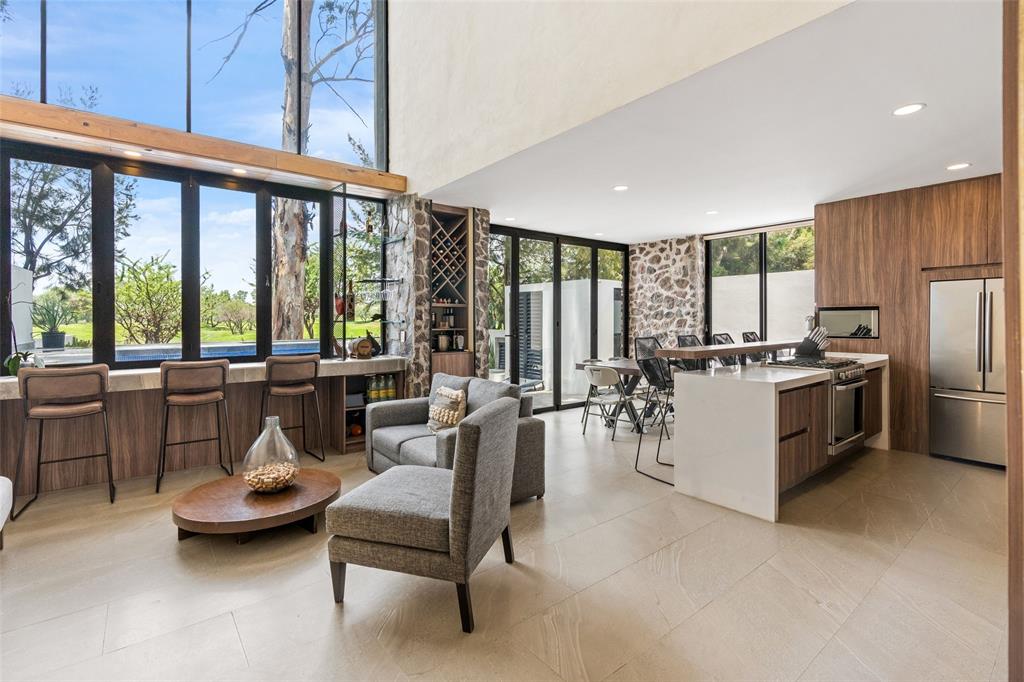 Mexico, 4 Bedrooms Bedrooms, ,3 BathroomsBathrooms,Residential,Active,44133