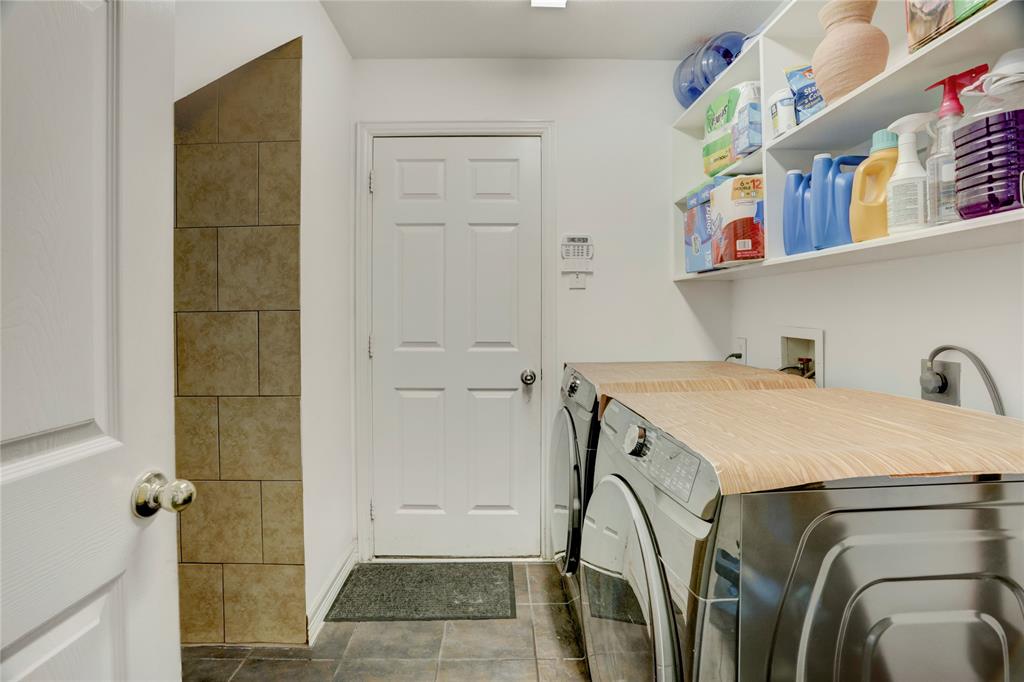 10007 Autumn Lake Trail, Pearland, Texas image 28