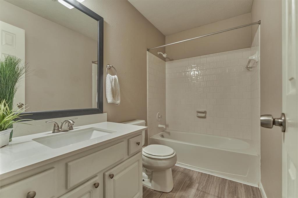 94 S Magnolia Pond Place, The Woodlands, Texas image 25