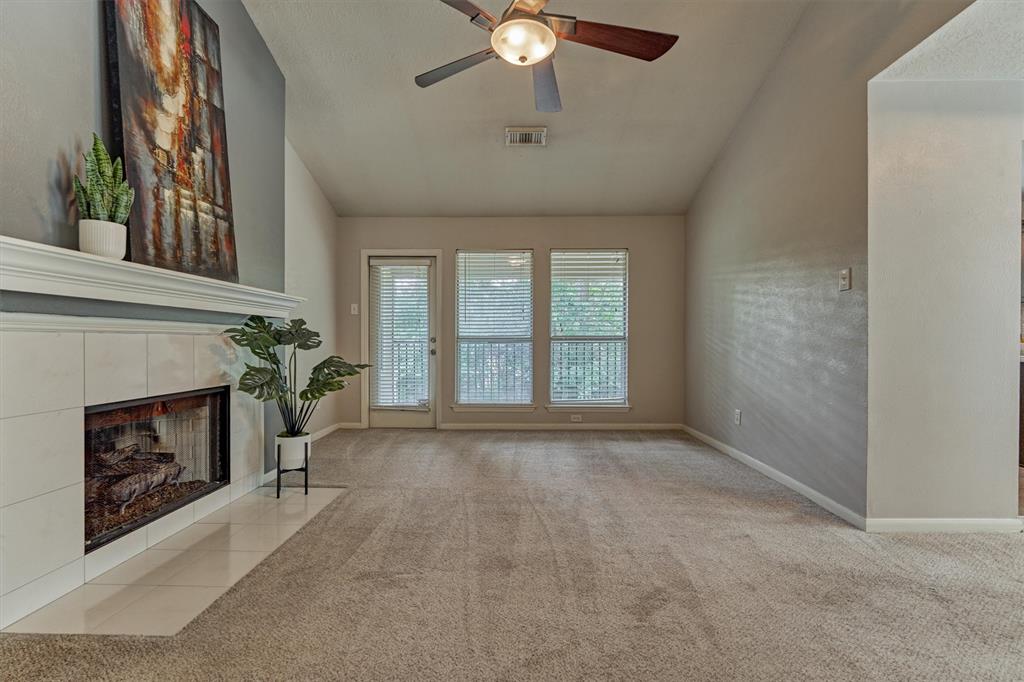 94 S Magnolia Pond Place, The Woodlands, Texas image 7